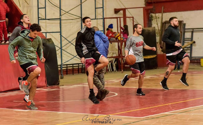 BASQUET / - Club Atlético Independiente de Burzaco