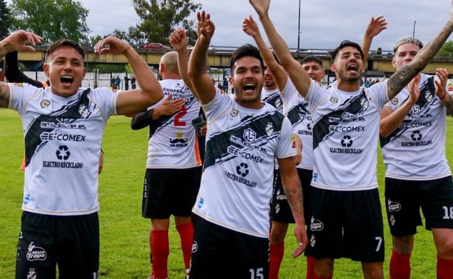 Camisa Reserva Claypole 2023